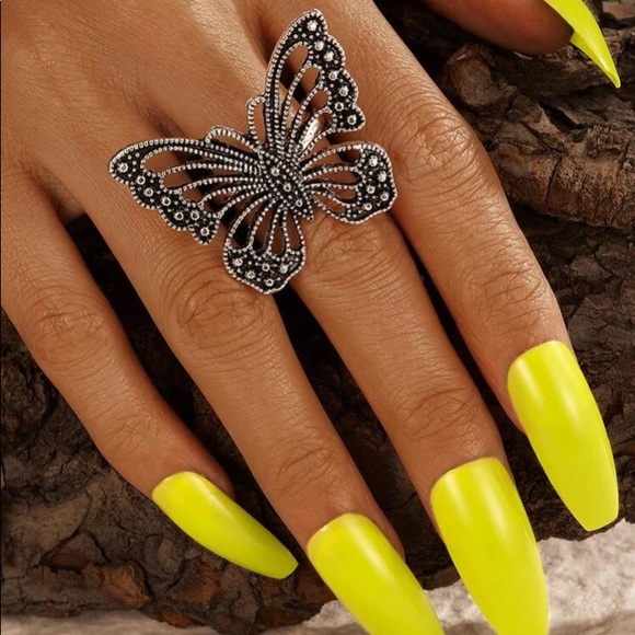Kathrono Jewelry - 🦋 Butterfly Ring 🦋